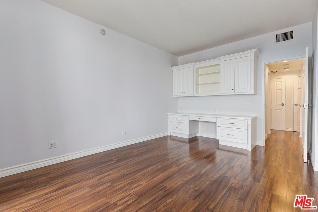 1118 3RD ST Unit: 604