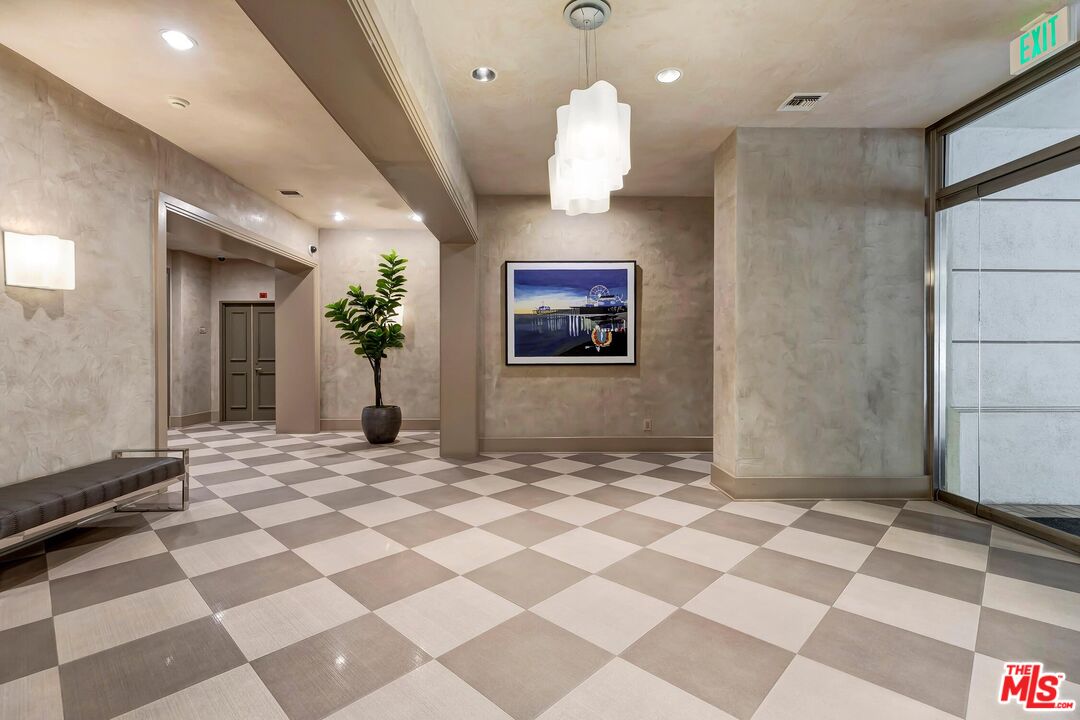 1118 3RD ST Unit: 604