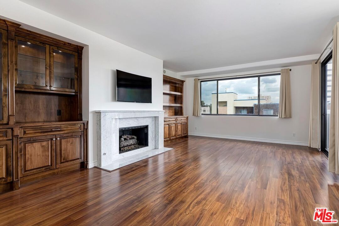 1118 3RD ST Unit: 604