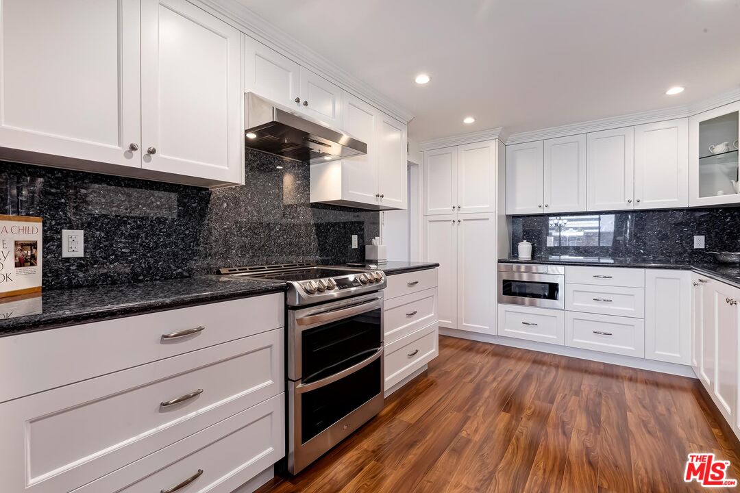 1118 3RD ST Unit: 604