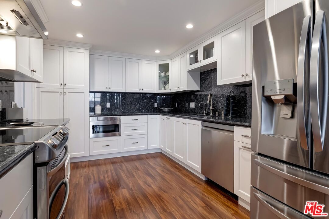 1118 3RD ST Unit: 604