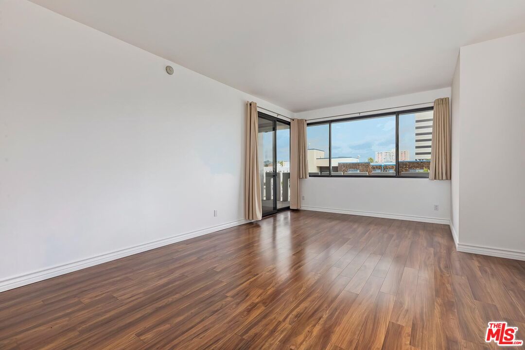 1118 3RD ST Unit: 604