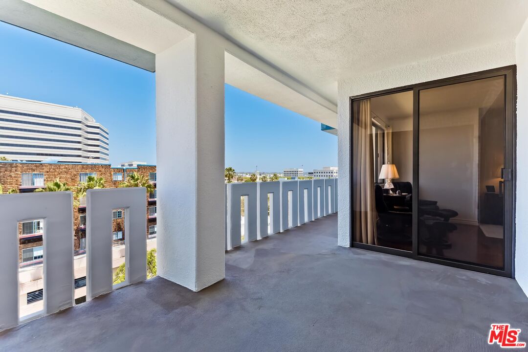 1118 3RD ST Unit: 604