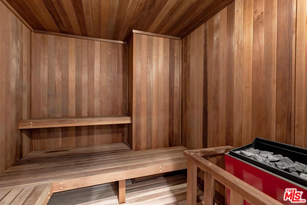 1118 3RD ST Unit: 604