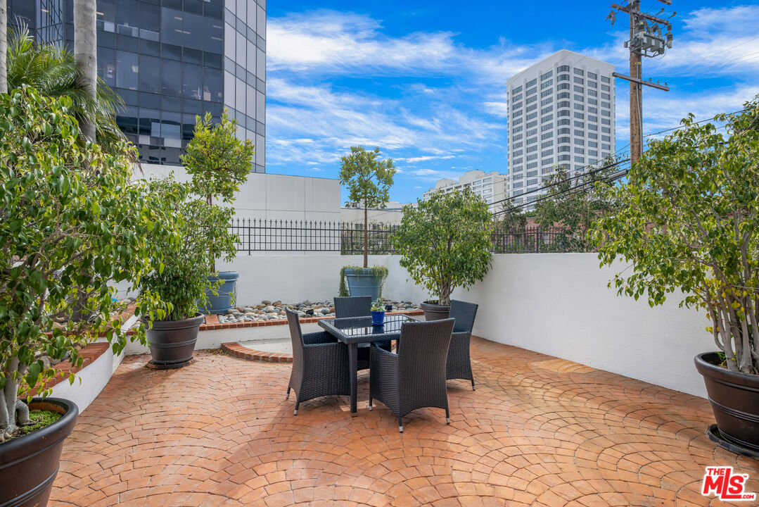 1118 3rd St Unit: 501