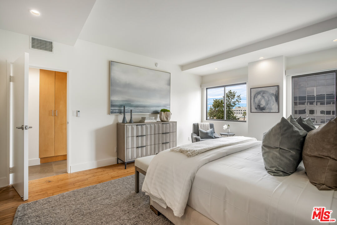 1118 3rd St Unit: 501