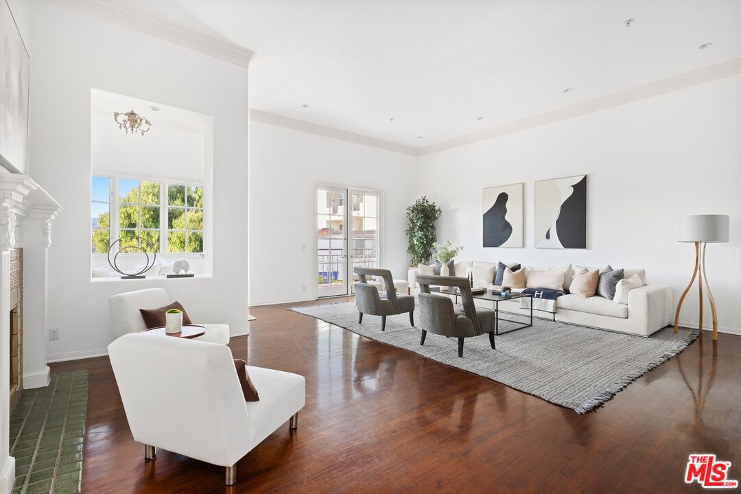 11500 San Vicente Blvd Unit: 508