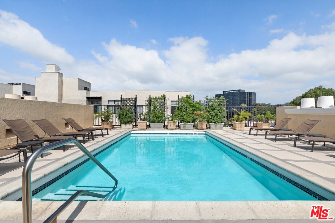 11500 San Vicente Blvd Unit: 508