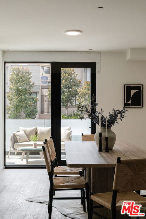 1618 Hilts Ave Unit: 102