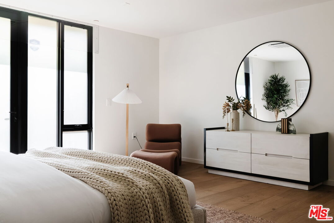 1618 Hilts Ave Unit: 102