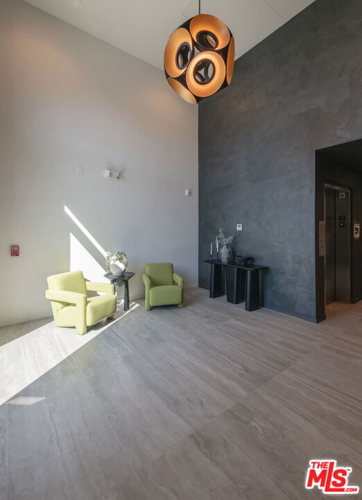 1618 Hilts Ave Unit: 102