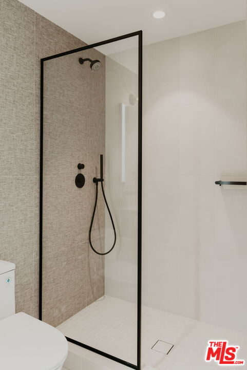 1618 Hilts Ave Unit: 102