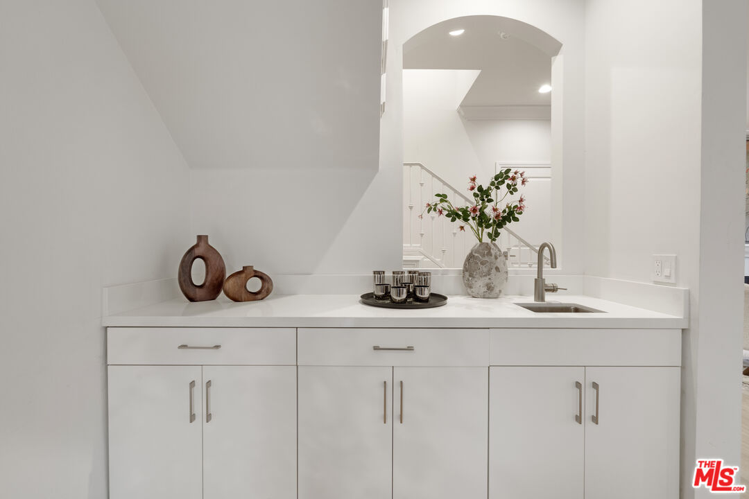 1032 3rd St Unit: 101