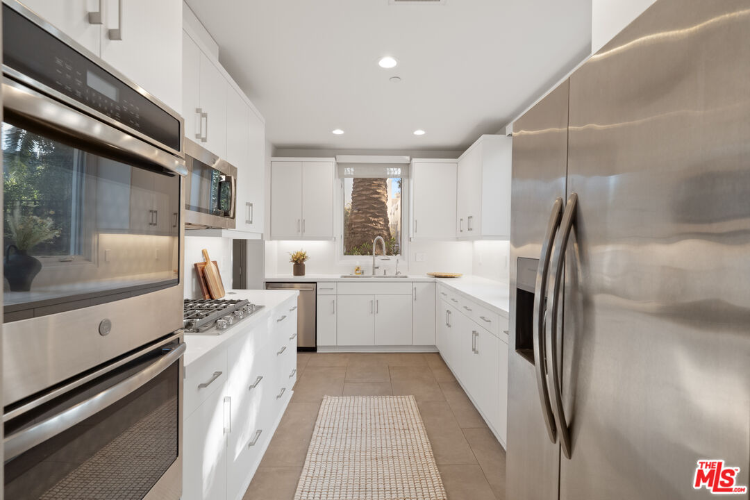 1032 3rd St Unit: 101