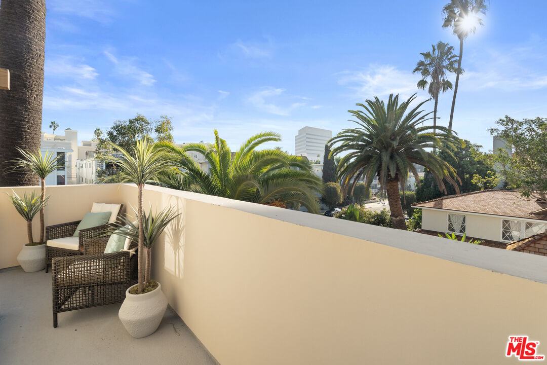 1032 3rd St Unit: 101