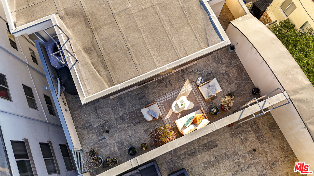 1415 Butler Ave Unit: 3