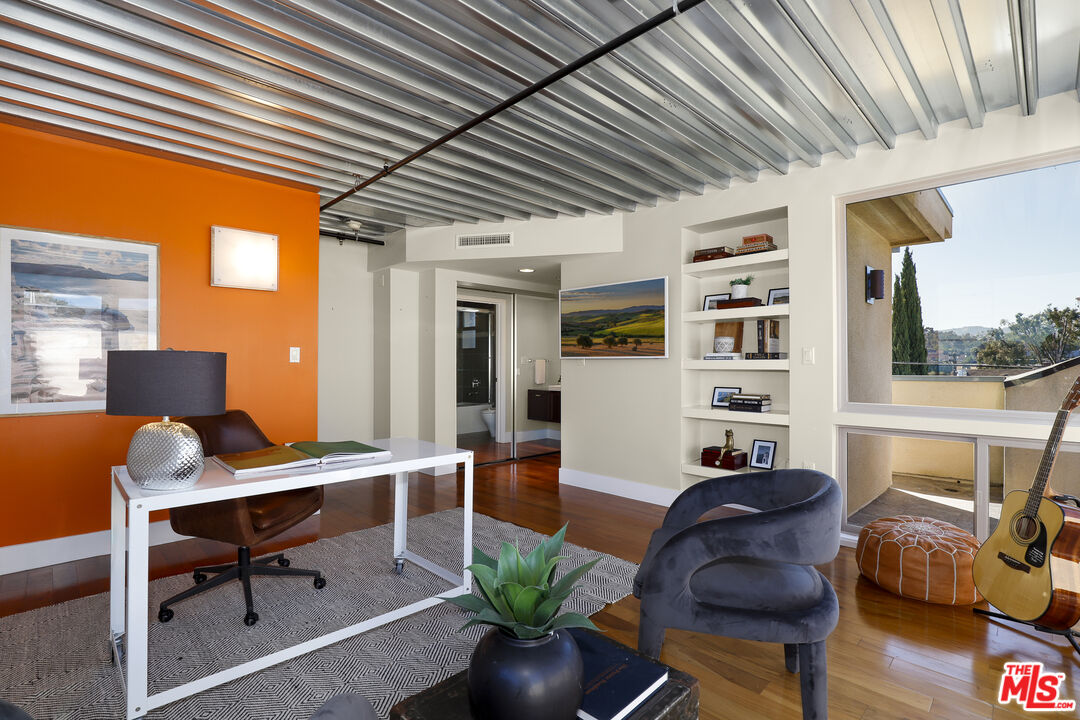 1415 Butler Ave Unit: 3