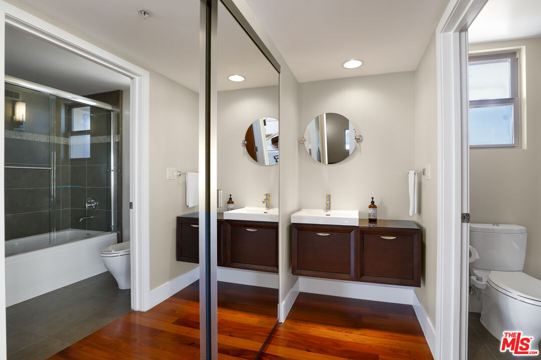 1415 Butler Ave Unit: 3