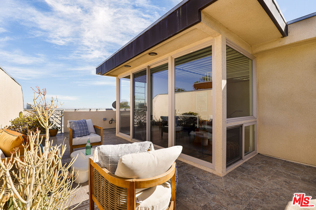 1415 Butler Ave Unit: 3