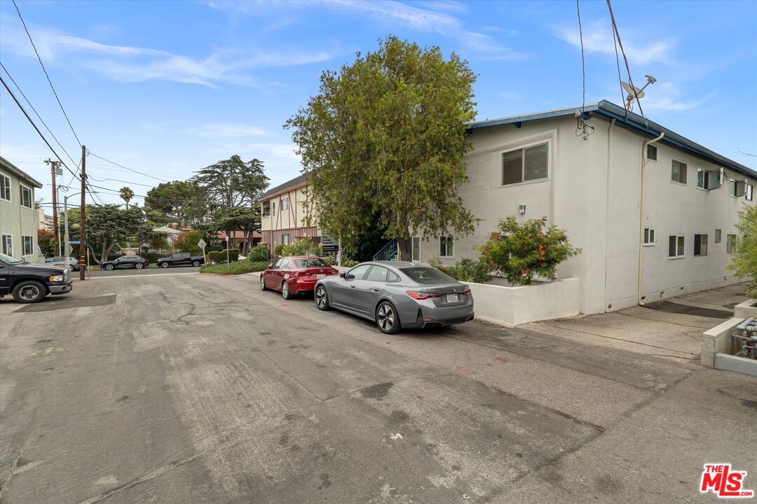 2909 10th St Unit: 6