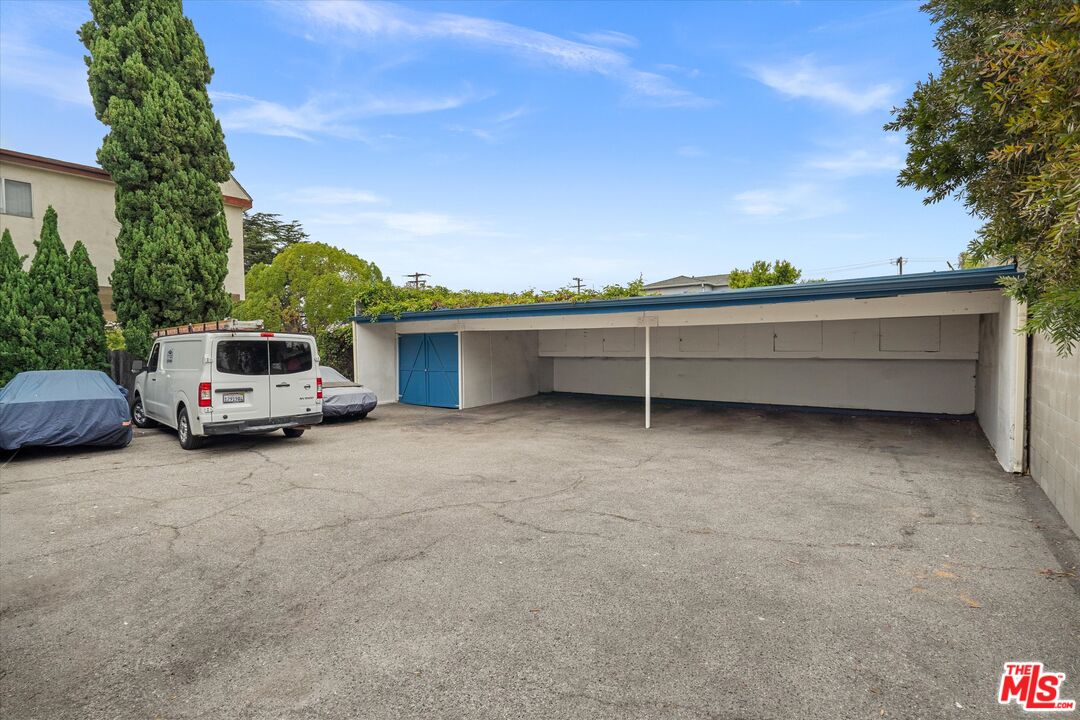 2909 10th St Unit: 6