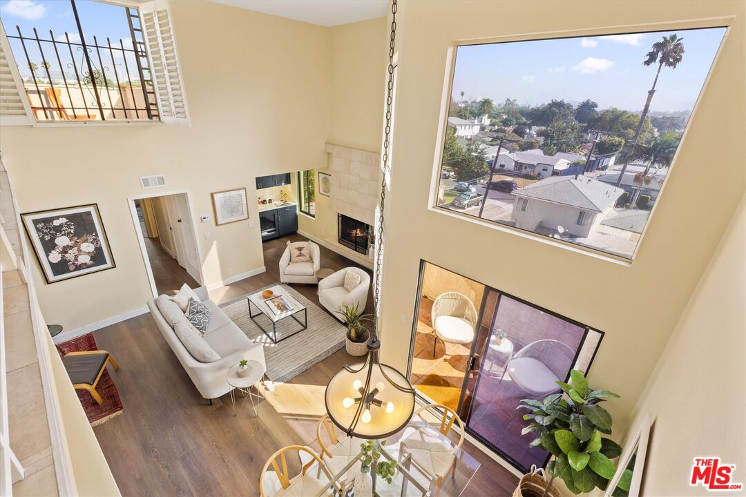 12321 Ocean Park Blvd Unit: 17