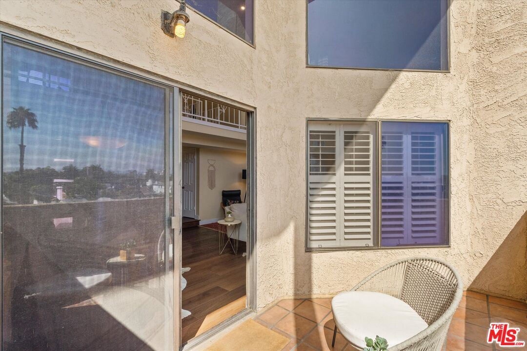 12321 Ocean Park Blvd Unit: 17