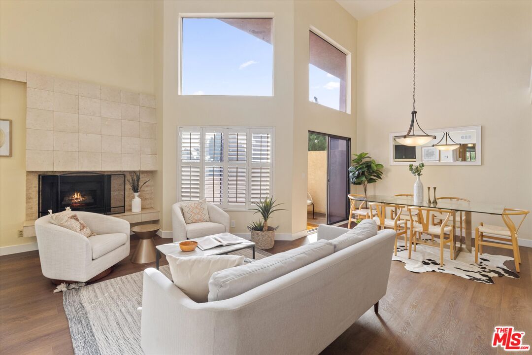 12321 Ocean Park Blvd Unit: 17