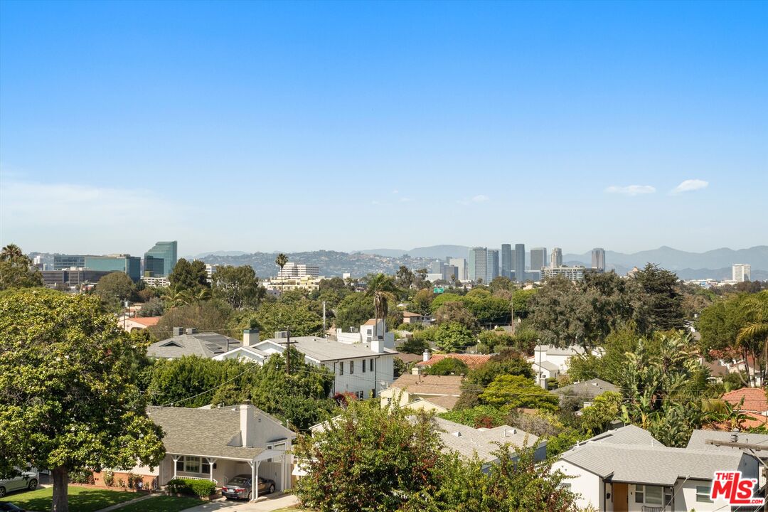 12321 Ocean Park Blvd Unit: 17