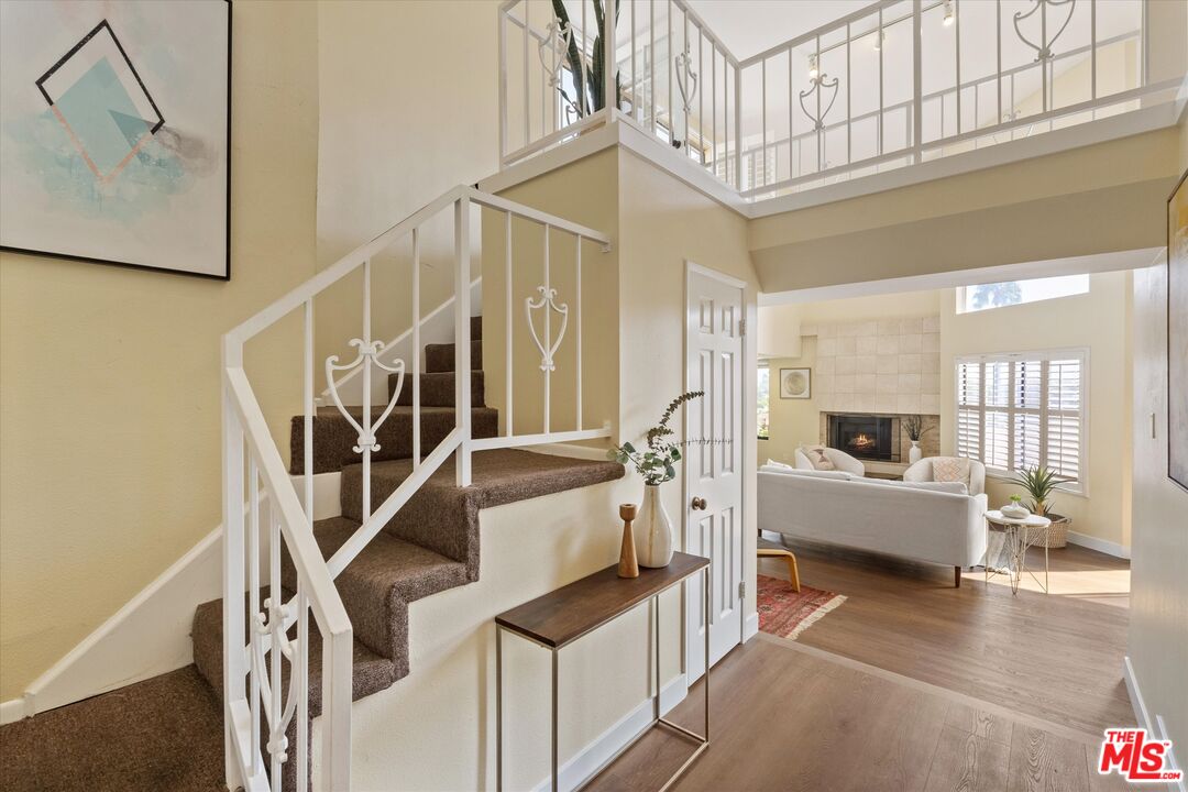12321 Ocean Park Blvd Unit: 17