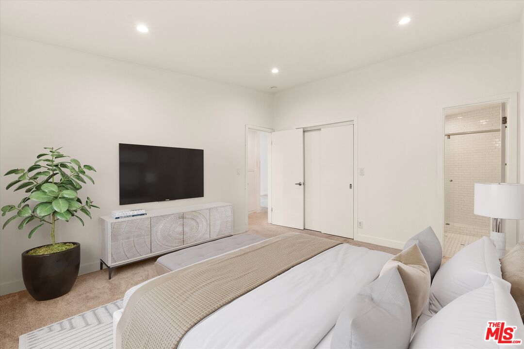 1002 14th St Unit: 6