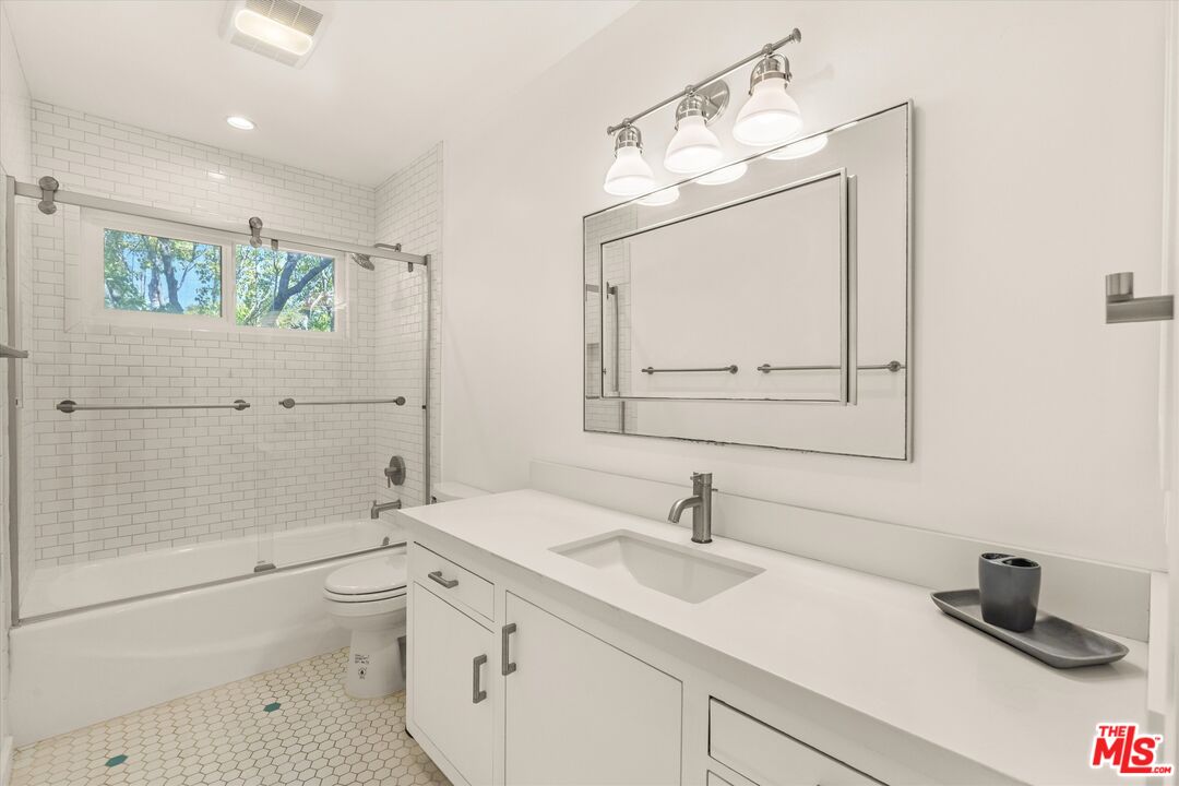 1002 14th St Unit: 6