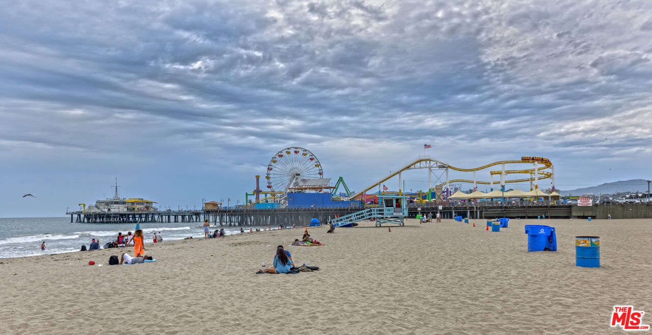 737 Pier Ave Unit: 1