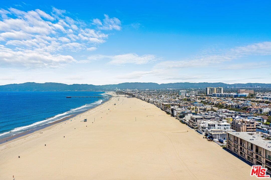 737 Pier Ave Unit: 1