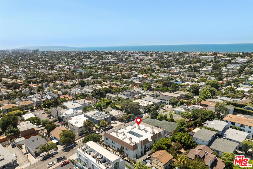 737 Pier Ave Unit: 1