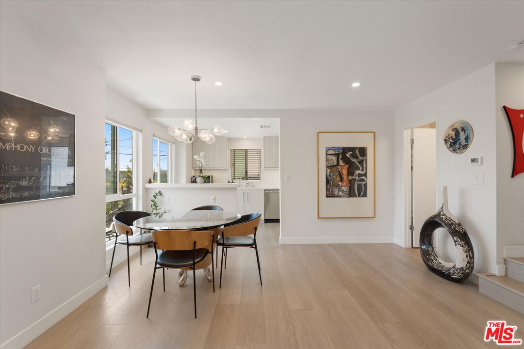 737 Pier Ave Unit: 1