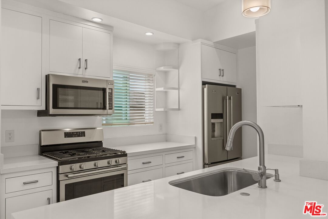 1002 14th St Unit: 6
