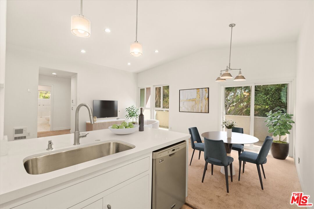 1002 14th St Unit: 6