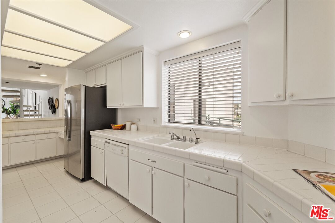 2930 Neilson Way Unit: 601