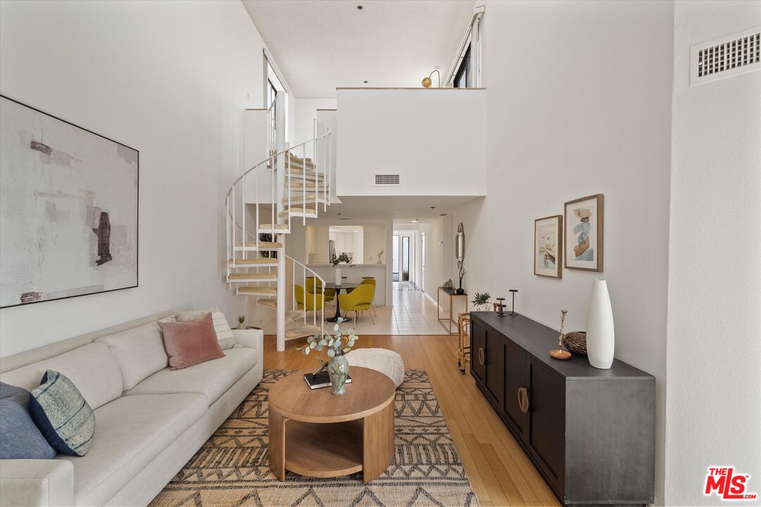 2930 Neilson Way Unit: 601