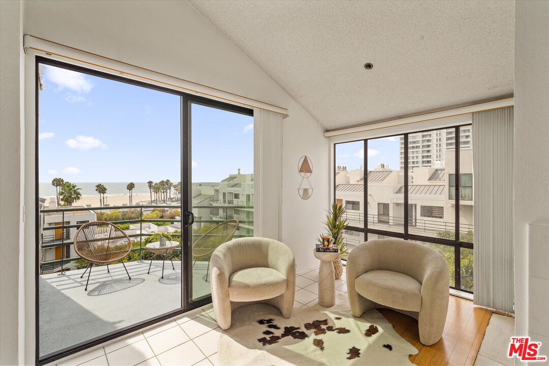 2930 Neilson Way Unit: 601