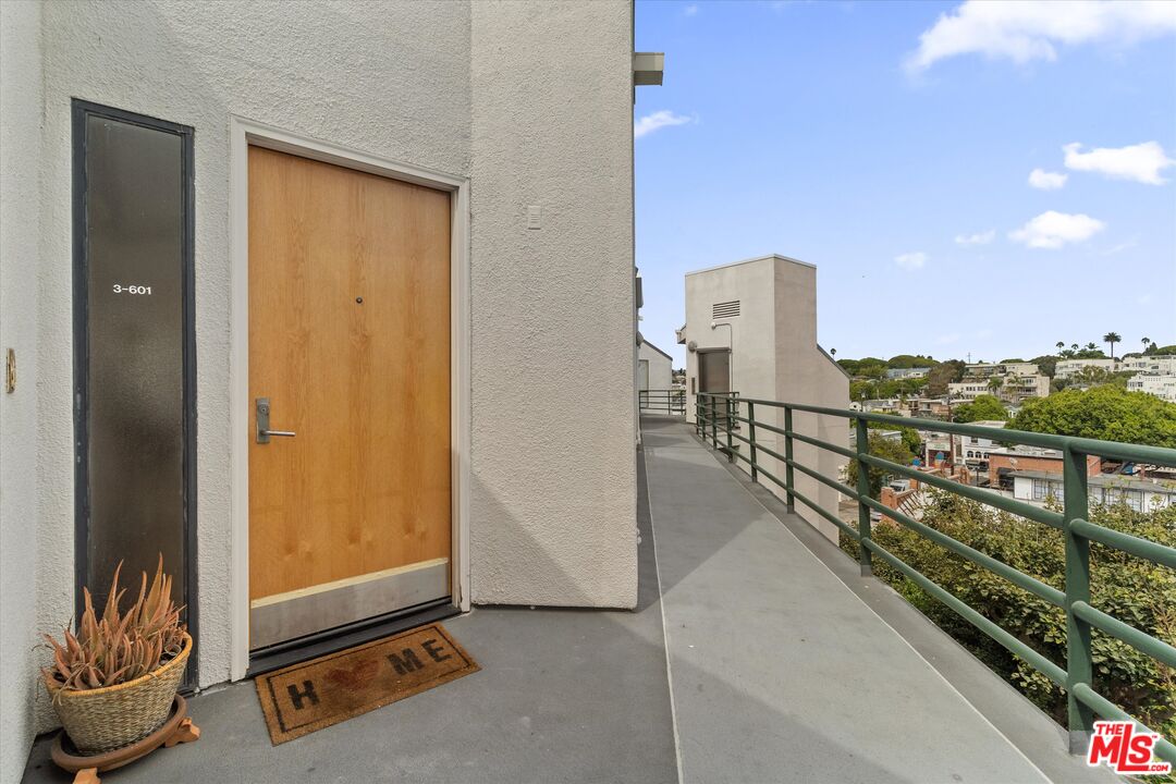 2930 Neilson Way Unit: 601