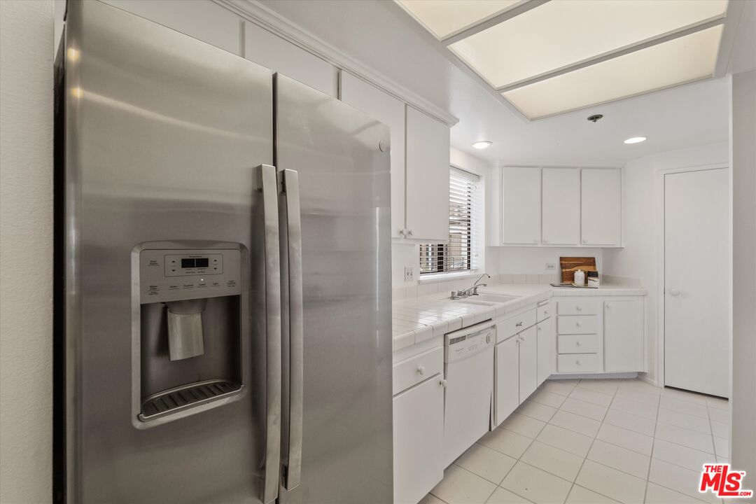 2930 Neilson Way Unit: 601