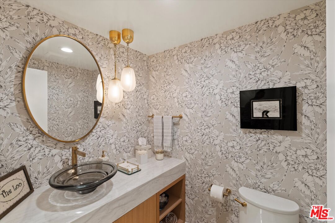 801 Ocean Ave Unit: 305