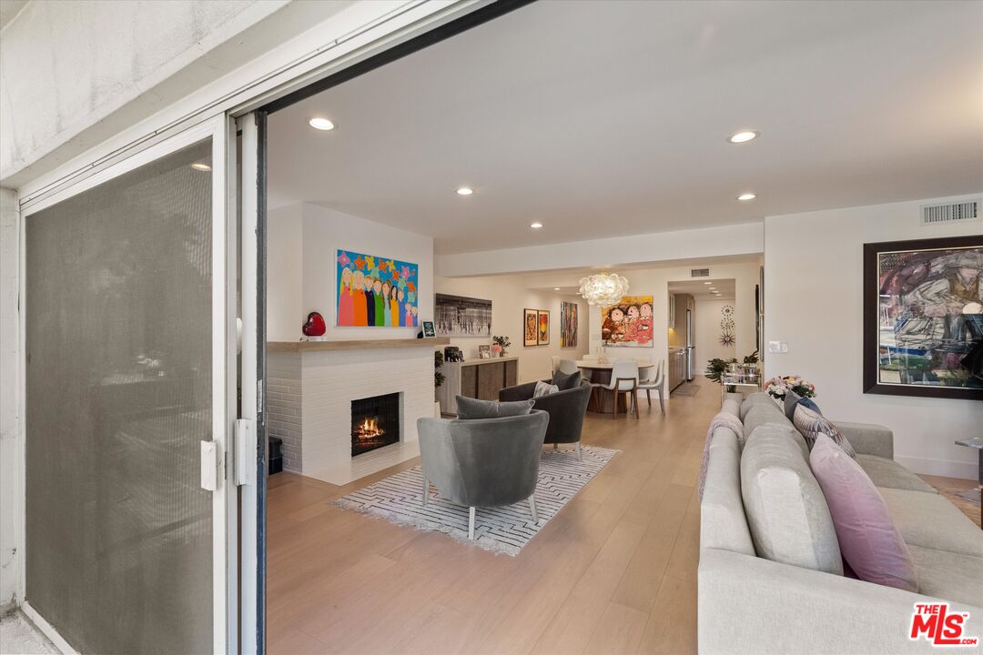801 Ocean Ave Unit: 305