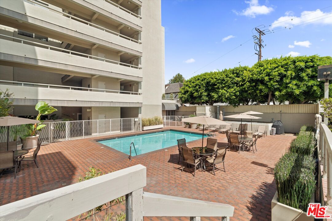 801 Ocean Ave Unit: 305