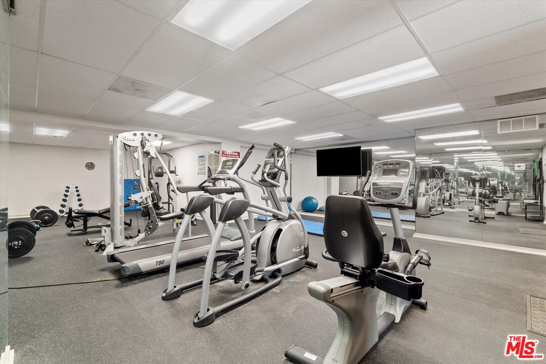 801 Ocean Ave Unit: 305