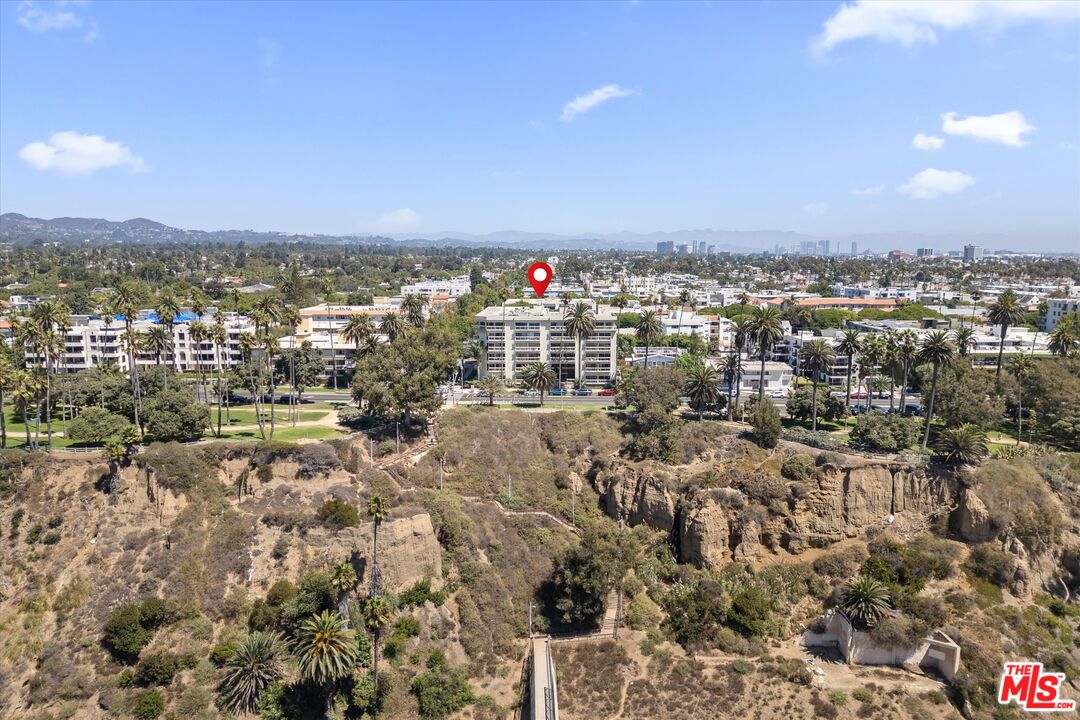 801 Ocean Ave Unit: 305