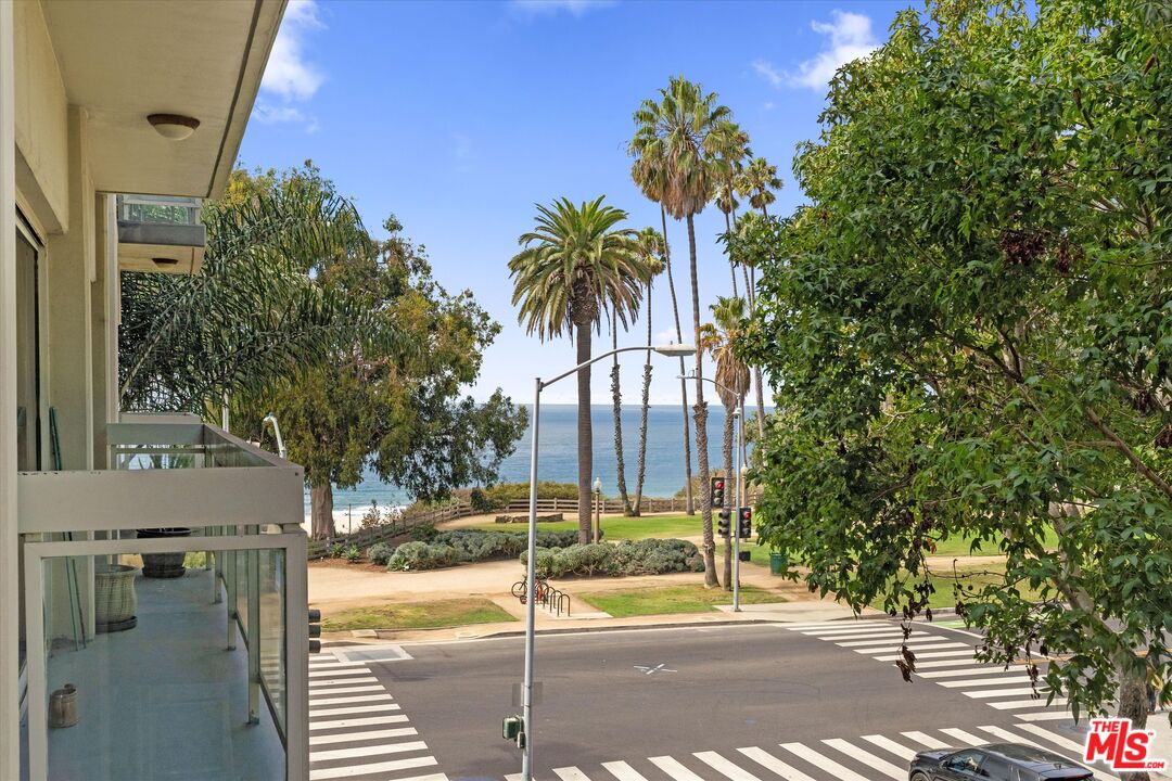 801 Ocean Ave Unit: 305