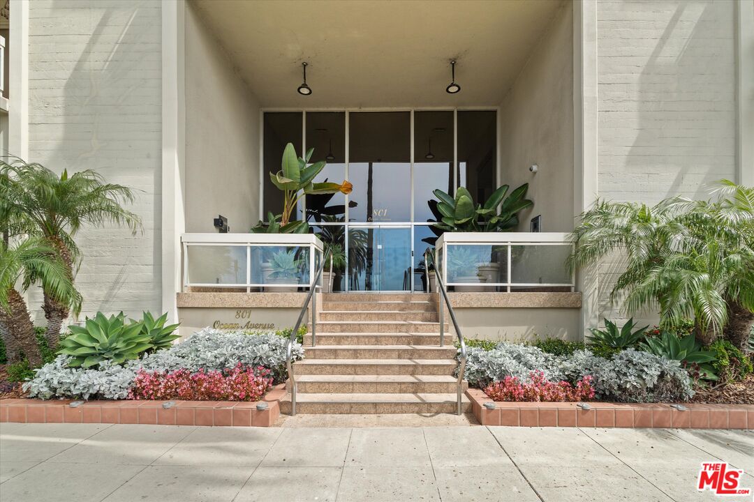 801 Ocean Ave Unit: 305